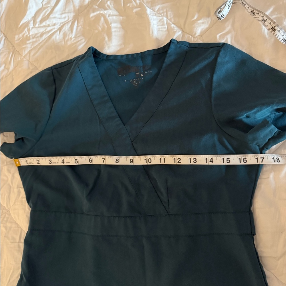 Grey’s Anatomy Teal Scrub Set, XS. Used. - Picture 11 of 14